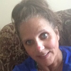 Meet your Posher, Traci